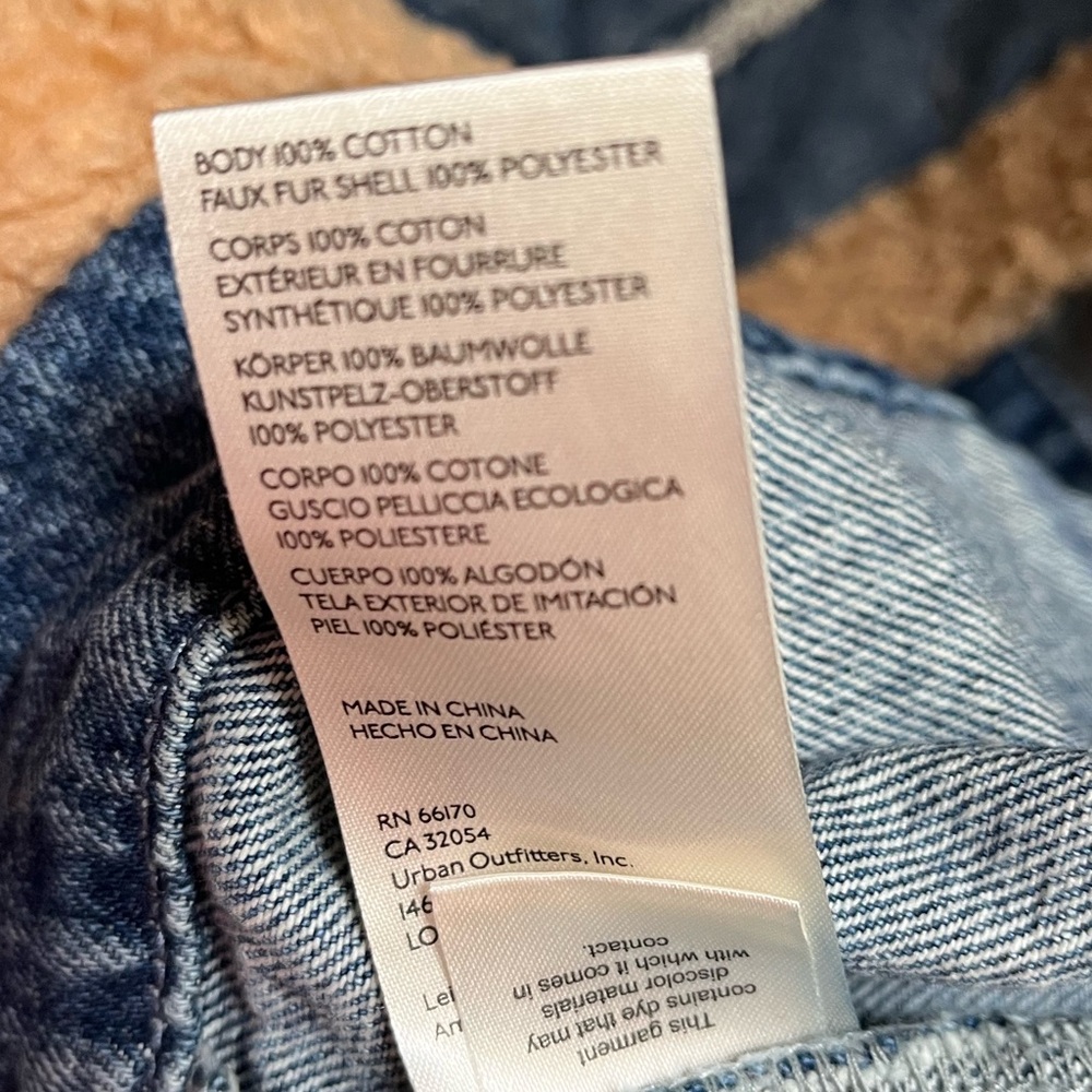 Free People We The Free Rylee Cozy Moto Jacket Denim Shearling Blue Tan XL - Picture 7 of 15
